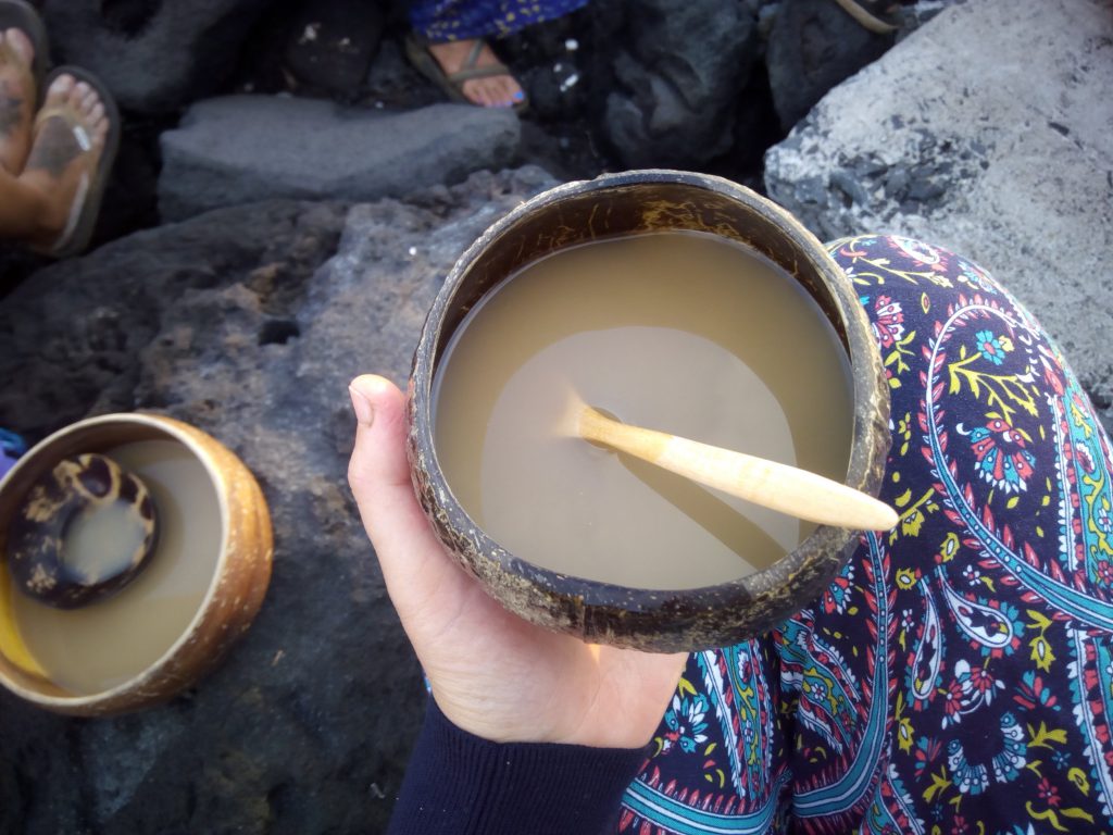 Kava in Kokusnussschale, Kailua Kona, Hawaii